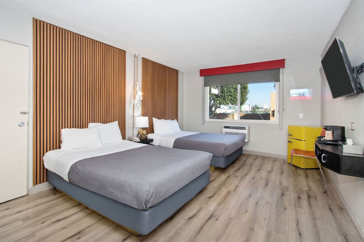 expedia-3158868-9