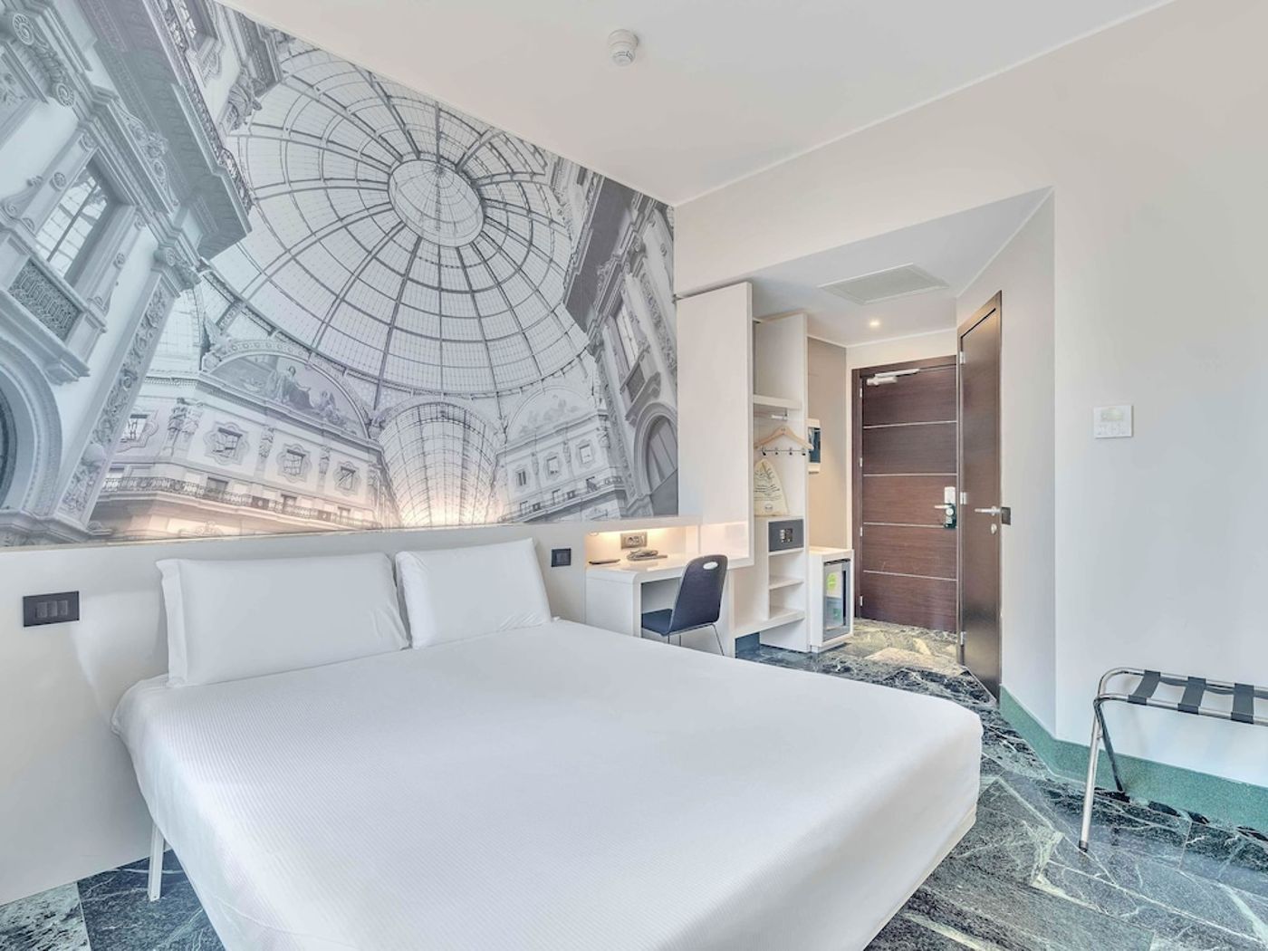 expedia-3159909-9