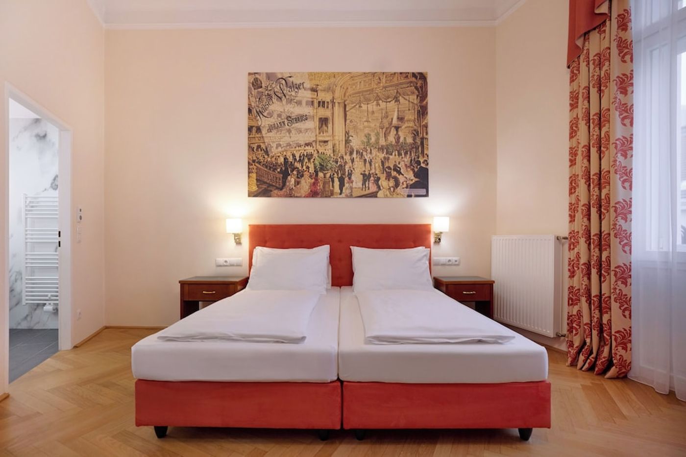 expedia-3162025-15
