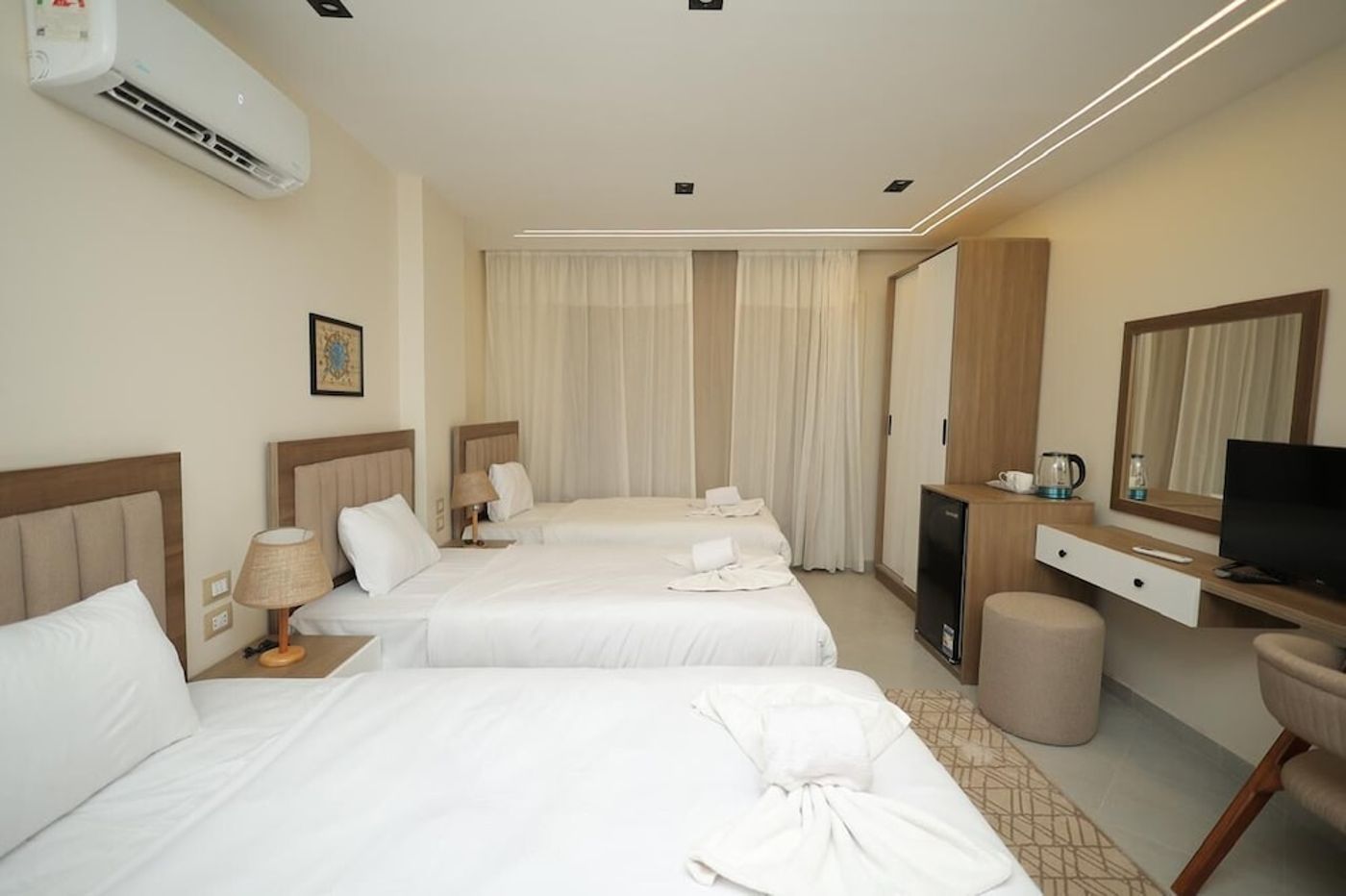 expedia-3163002-15
