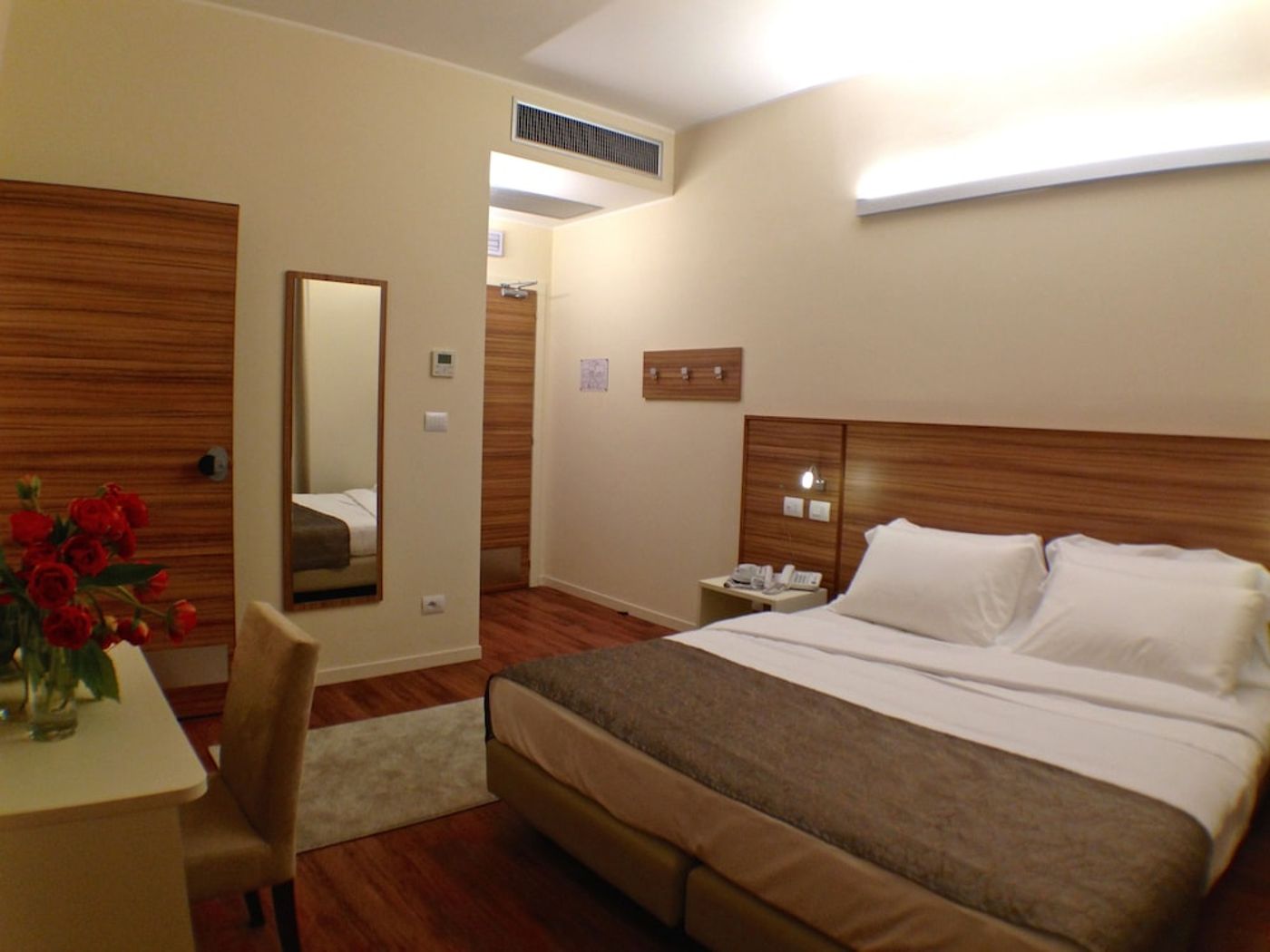 expedia-3163553-21