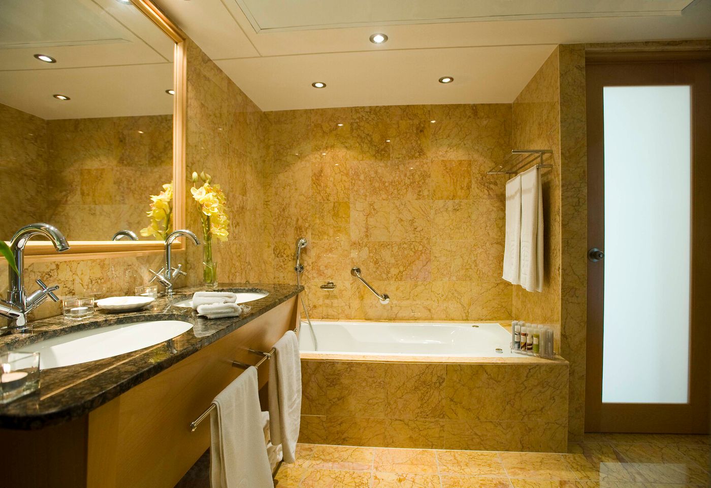 Asimina Suites 
