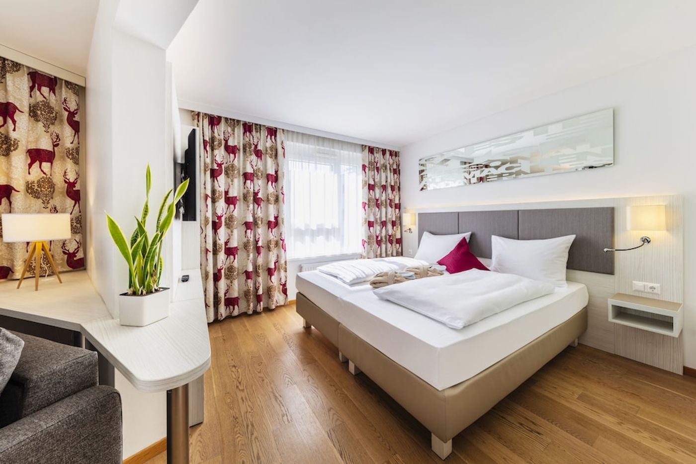 expedia-3156423-25