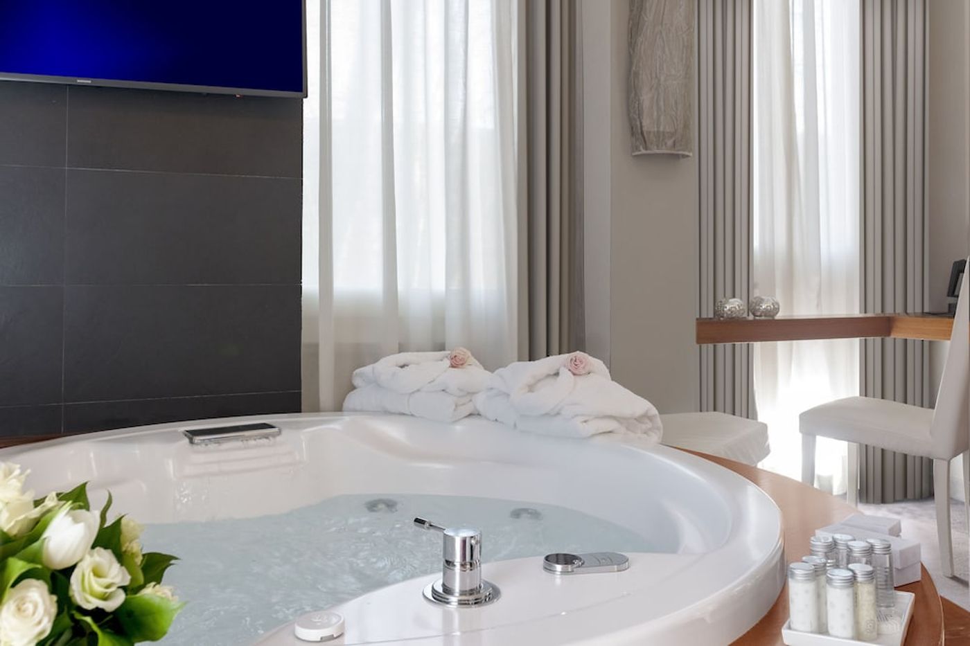 expedia-3163296-10