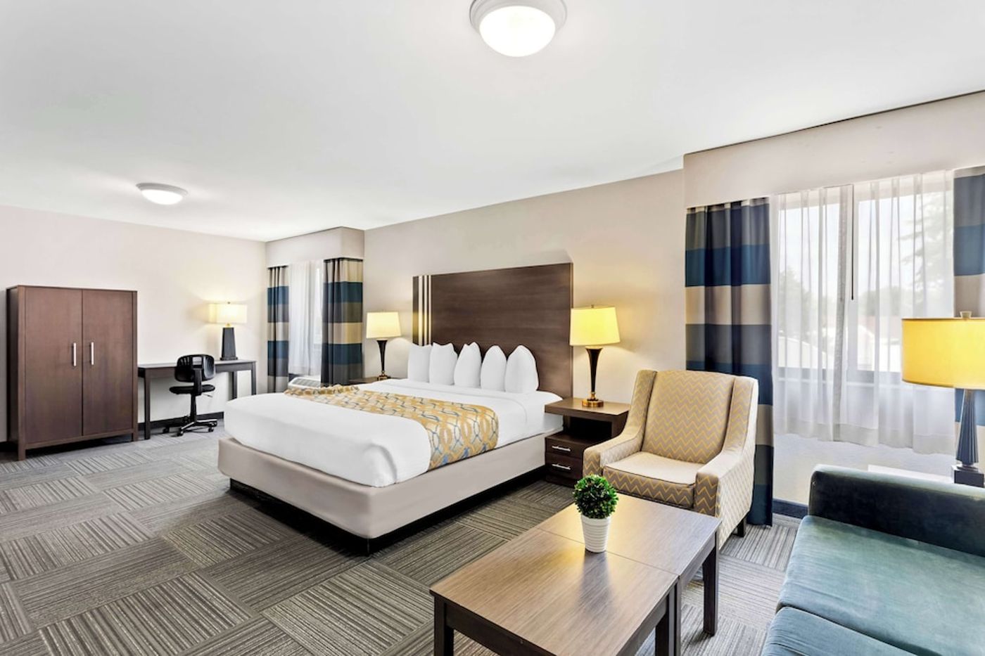 expedia-3162204-14