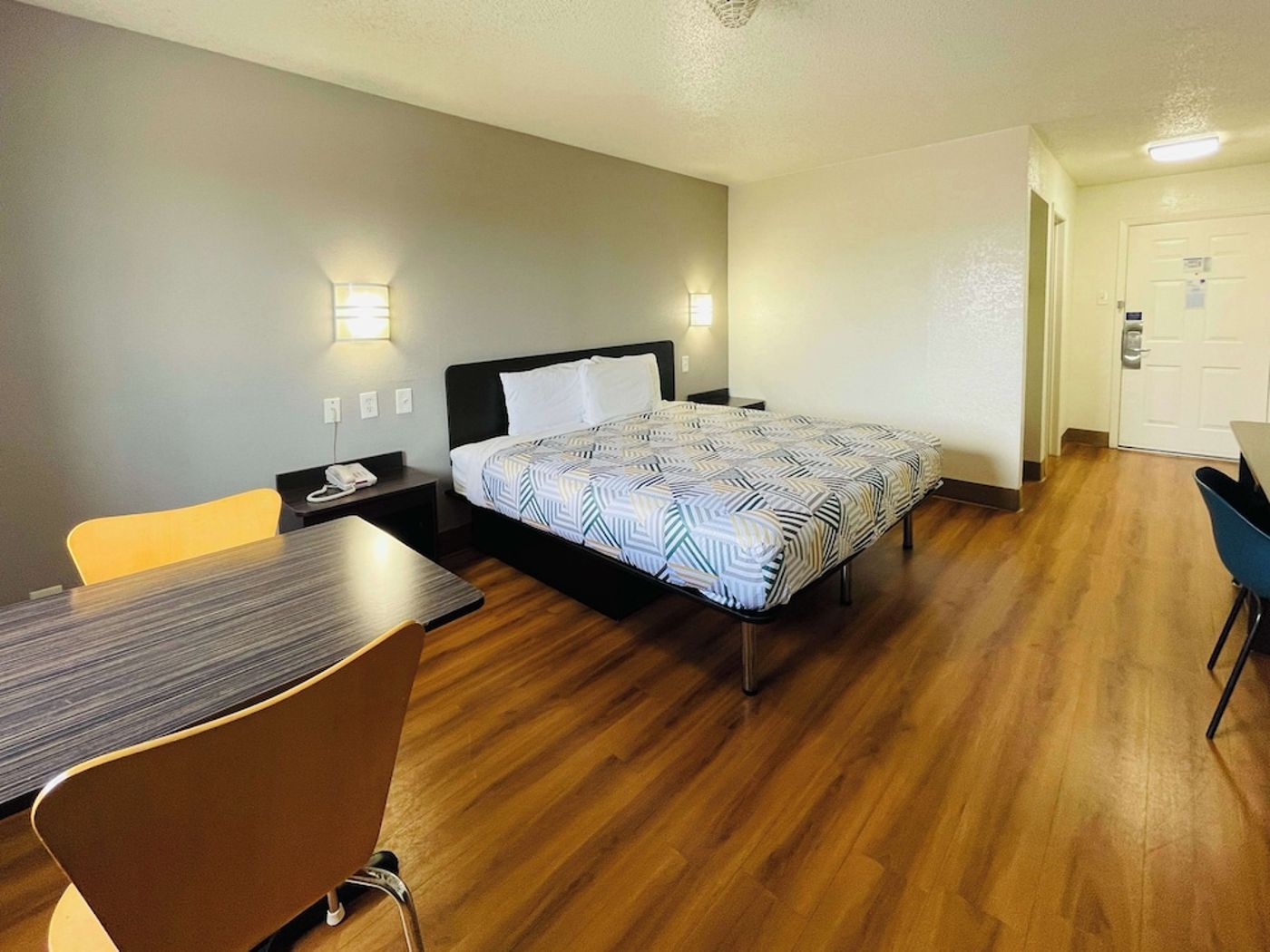 expedia-3160536-30