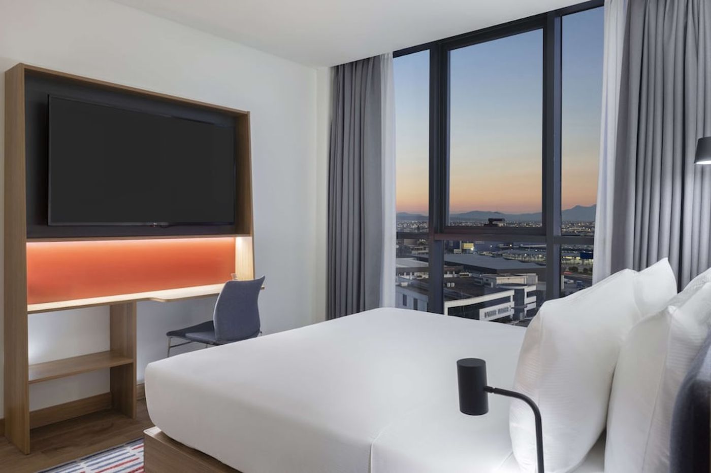 expedia-3156800-25