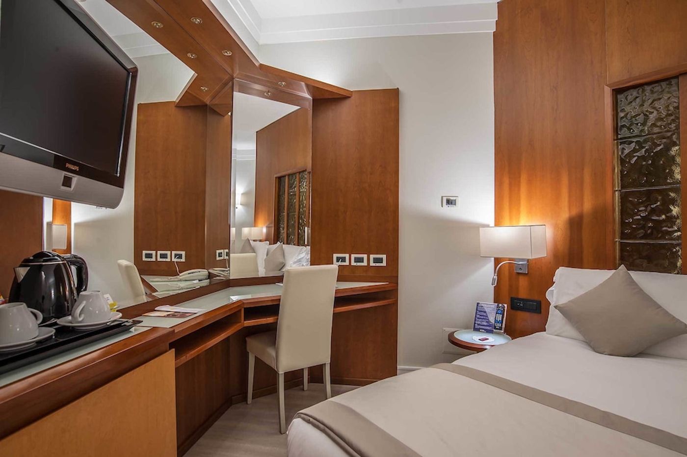 expedia-3163276-25