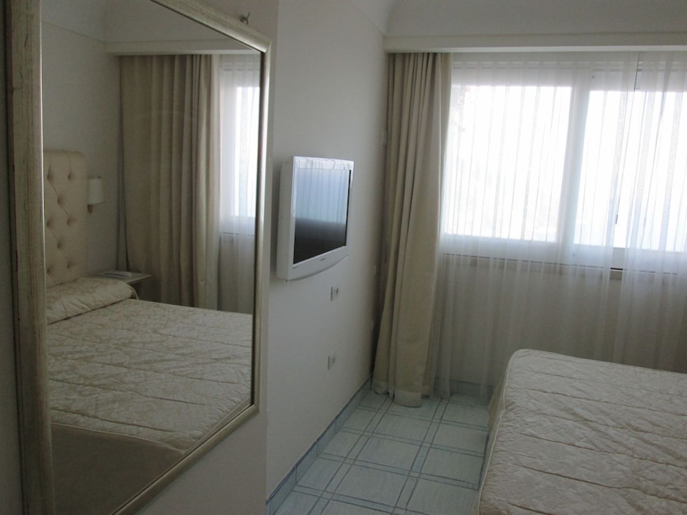 expedia-3166409-2