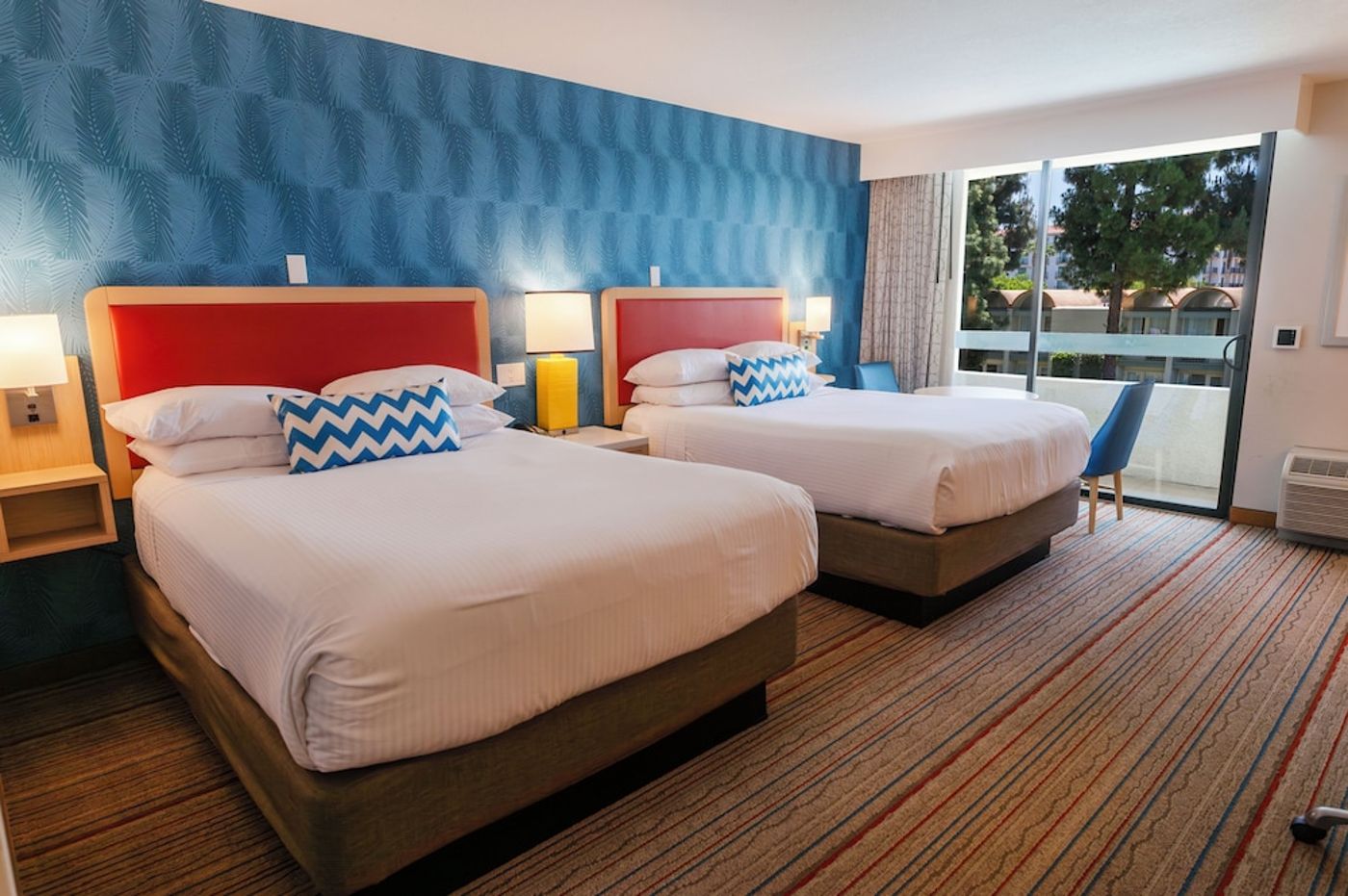 expedia-3166503-7