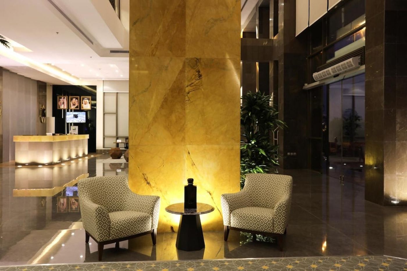 expedia-3165719-2