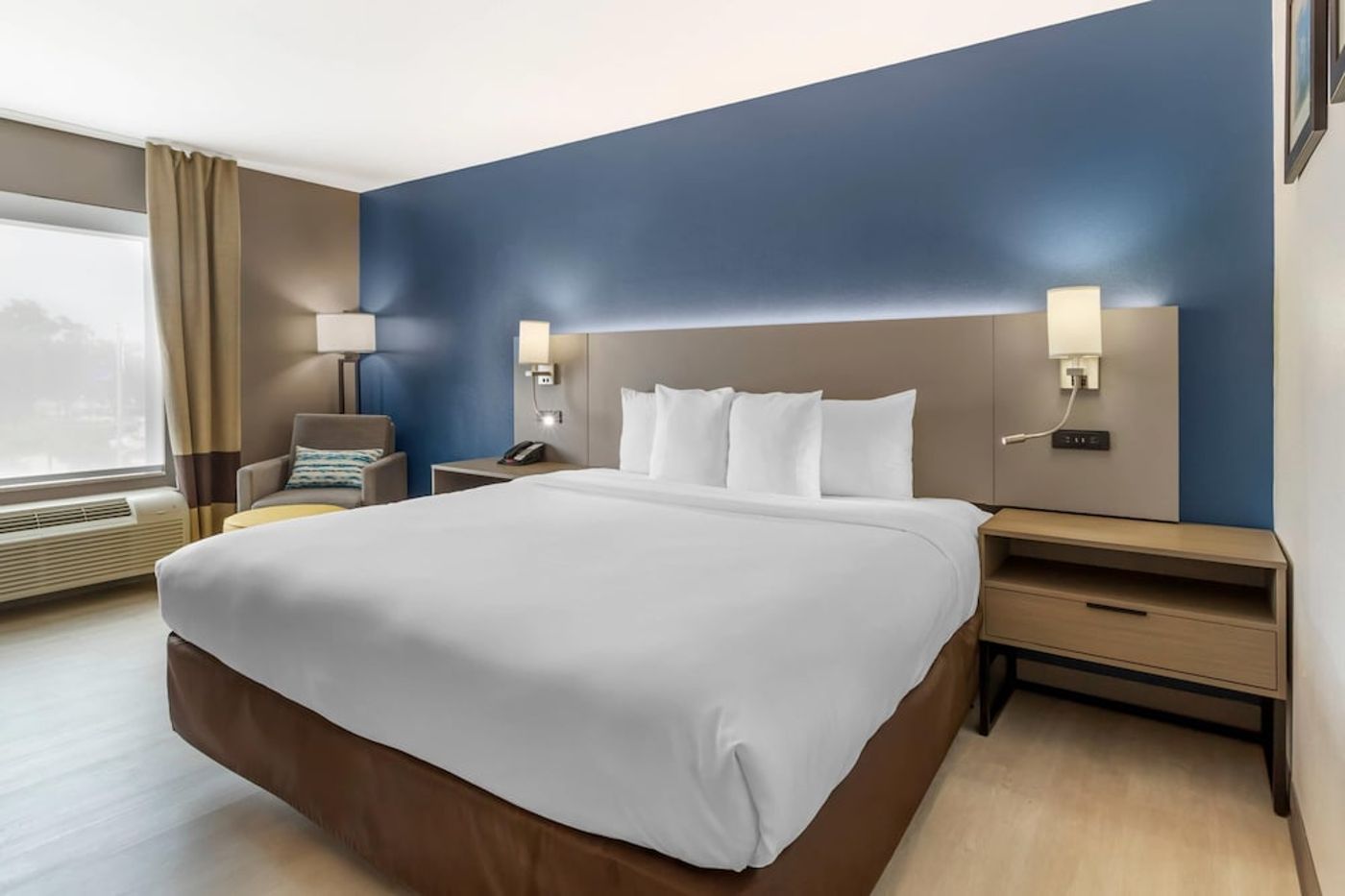 expedia-3162292-12