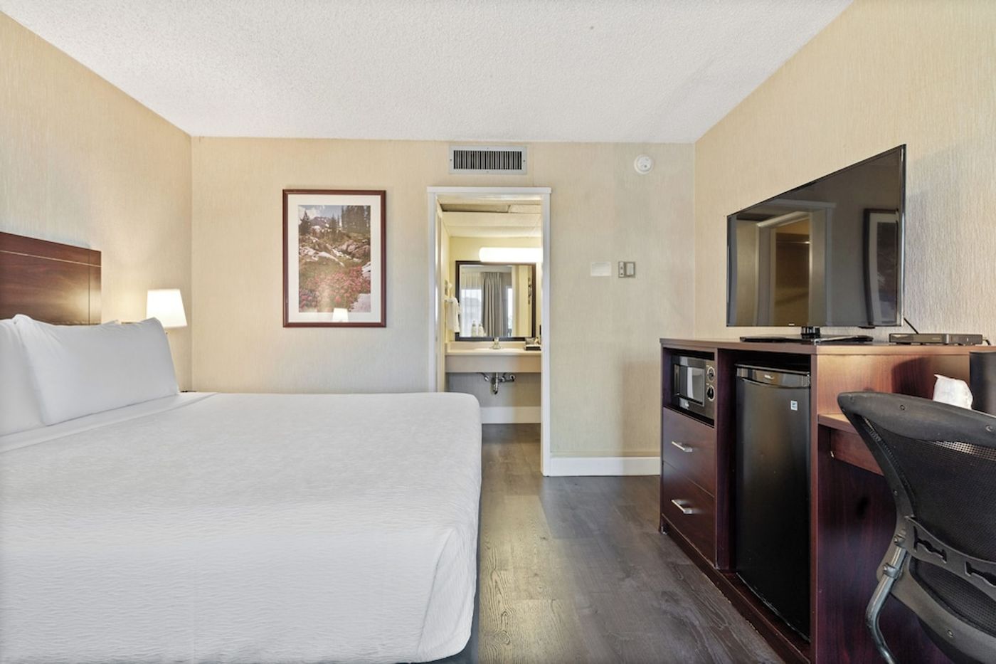 expedia-3159632-25