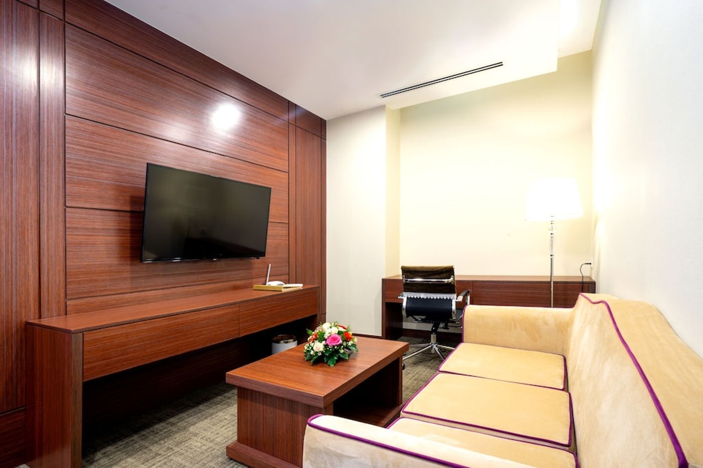 expedia-3158489-19