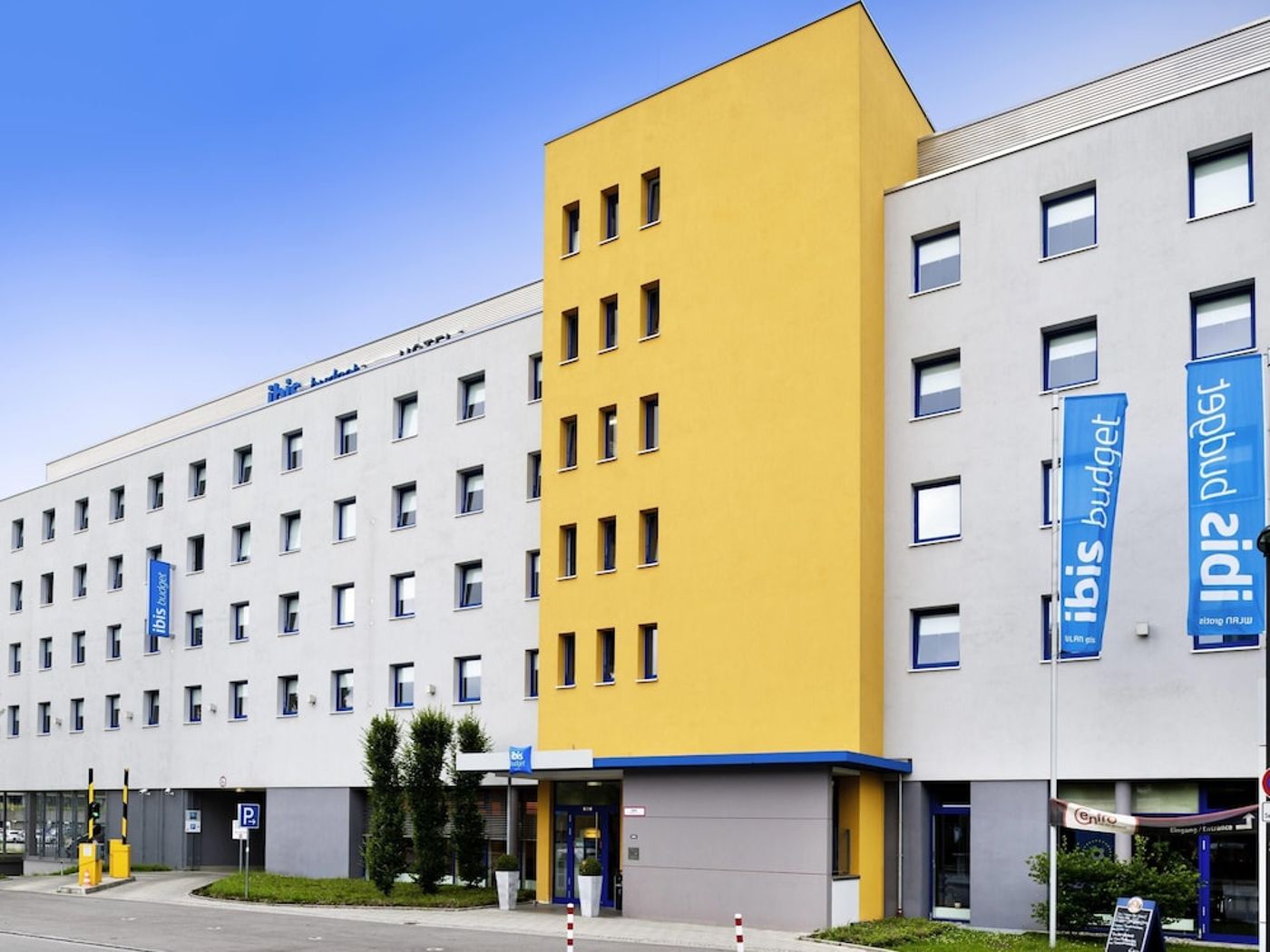 expedia-3163970-6