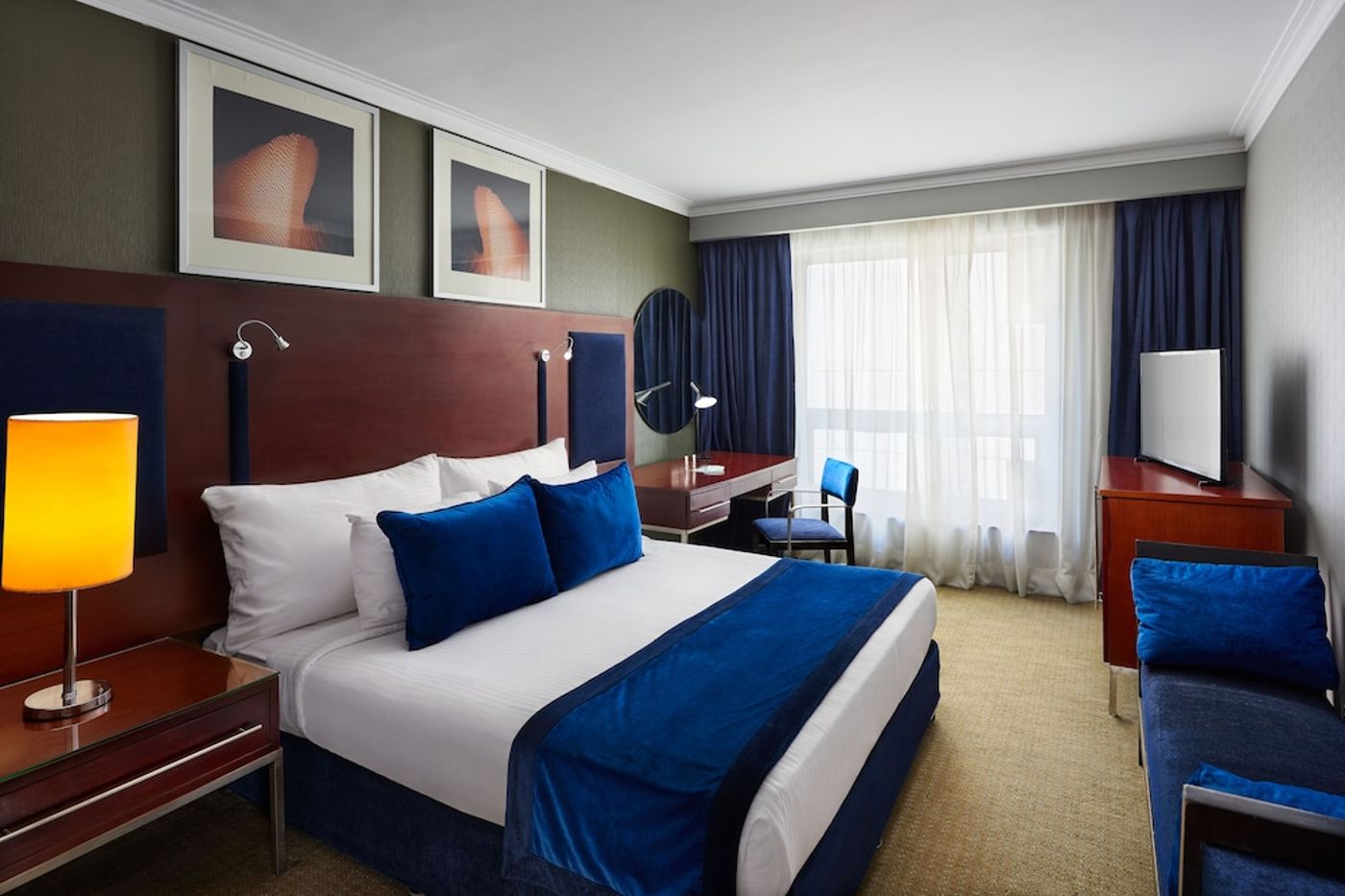 expedia-3159759-17