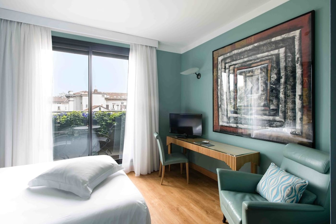 expedia-3163476-7