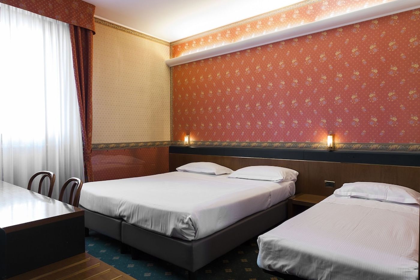 expedia-3118518-30