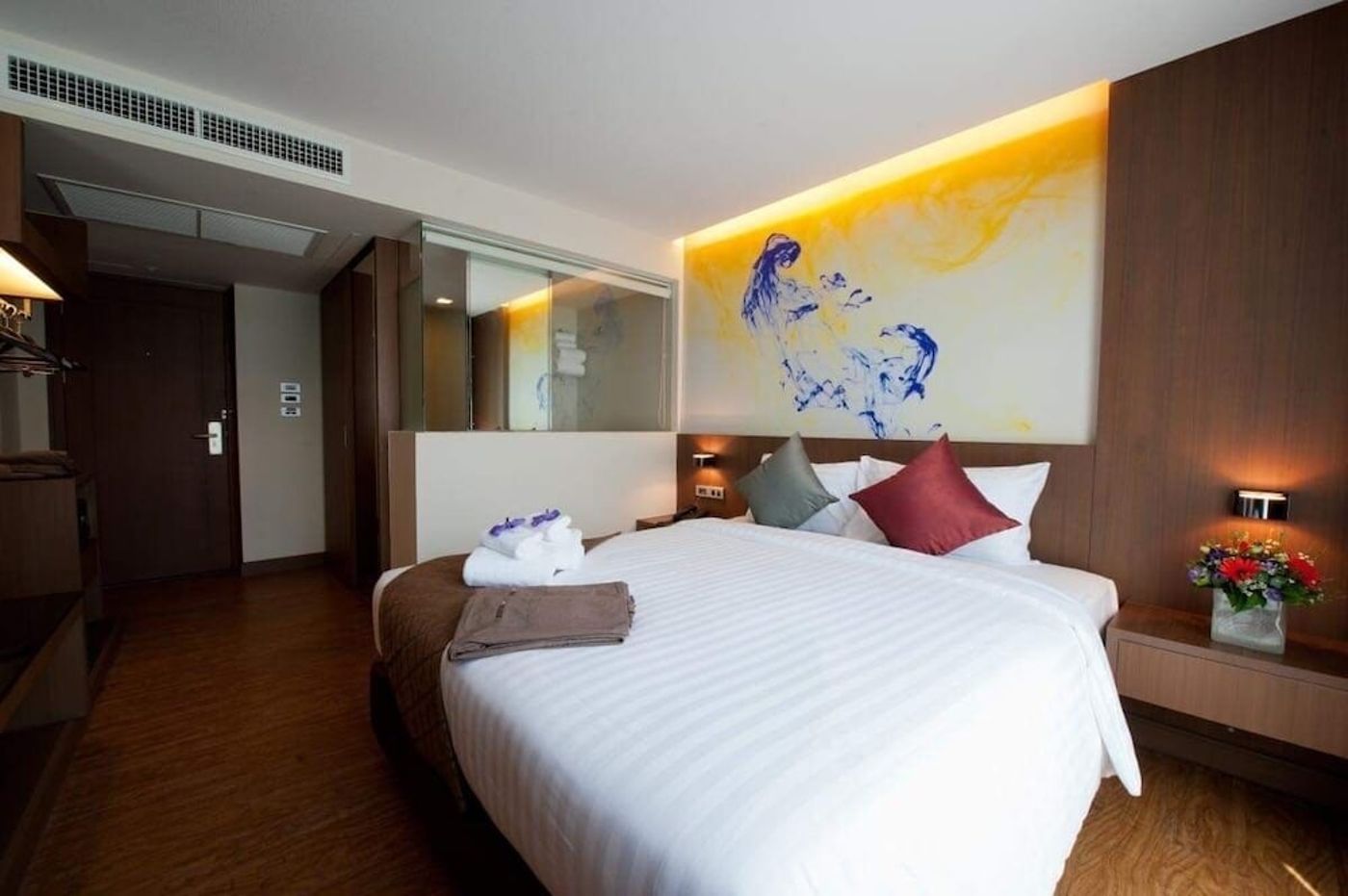expedia-3162873-24