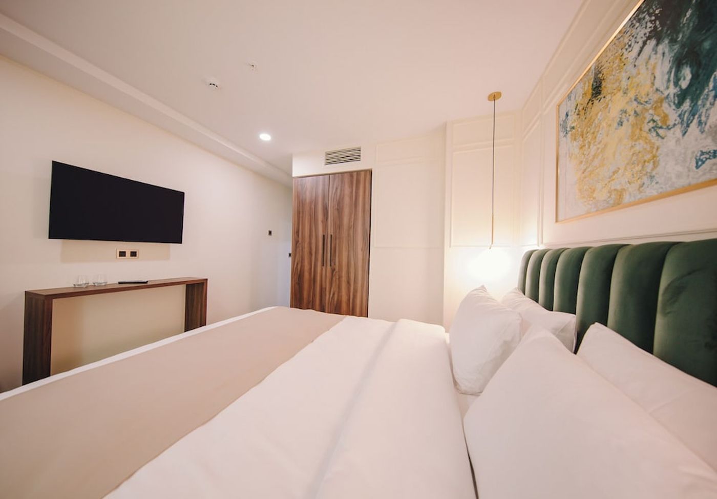 expedia-3157536-15