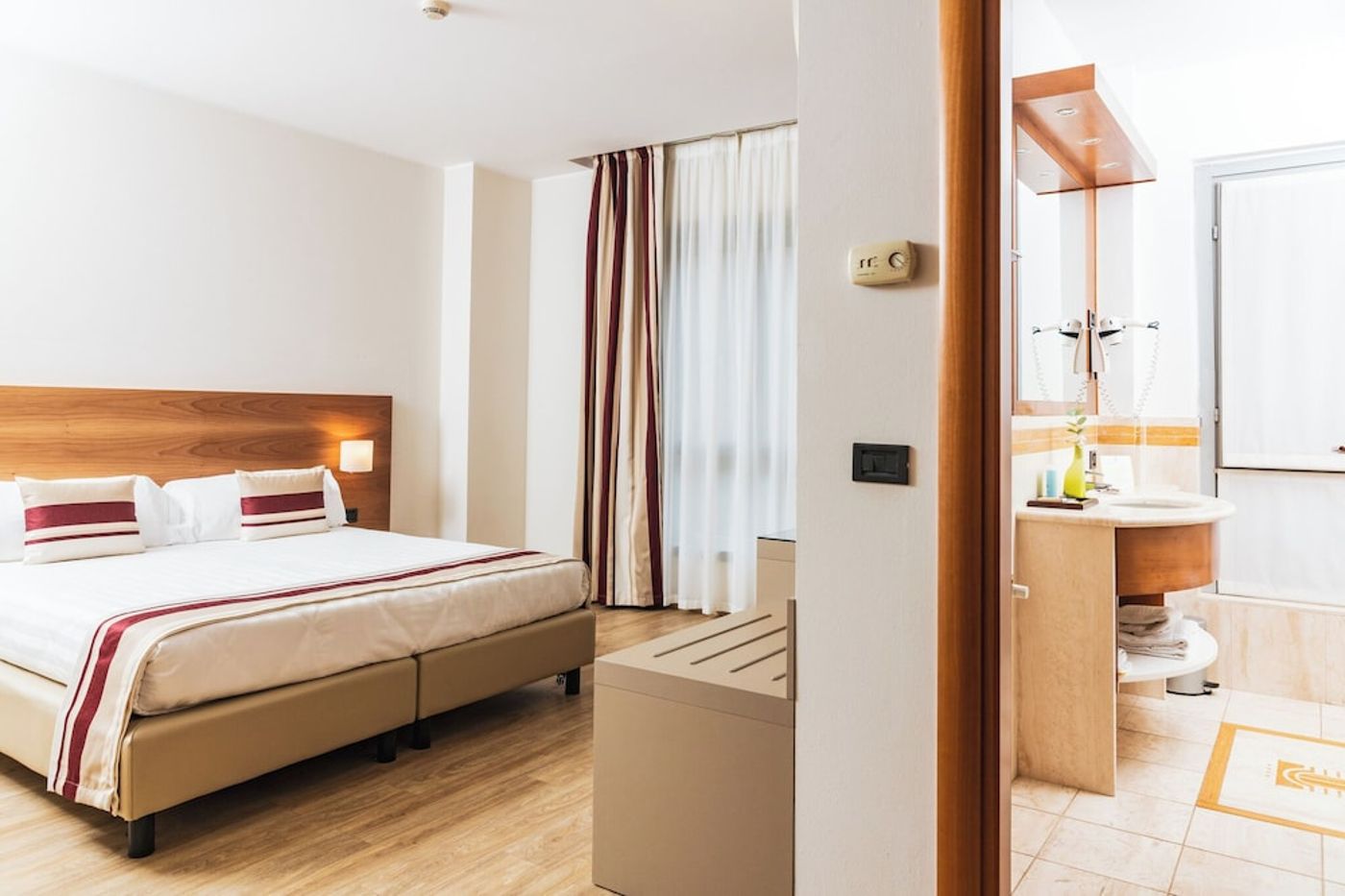 expedia-3159904-26
