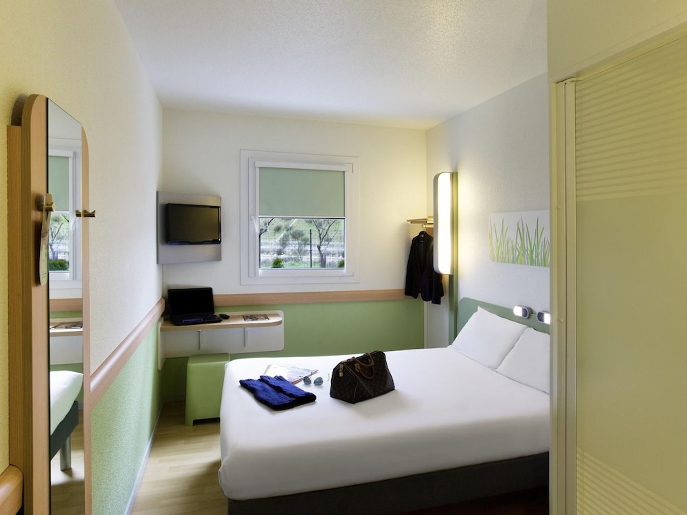 expedia-3163196-1