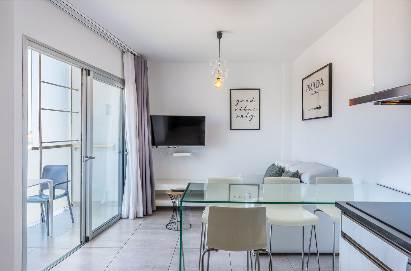 04.02.26 Bristol Sunset Beach