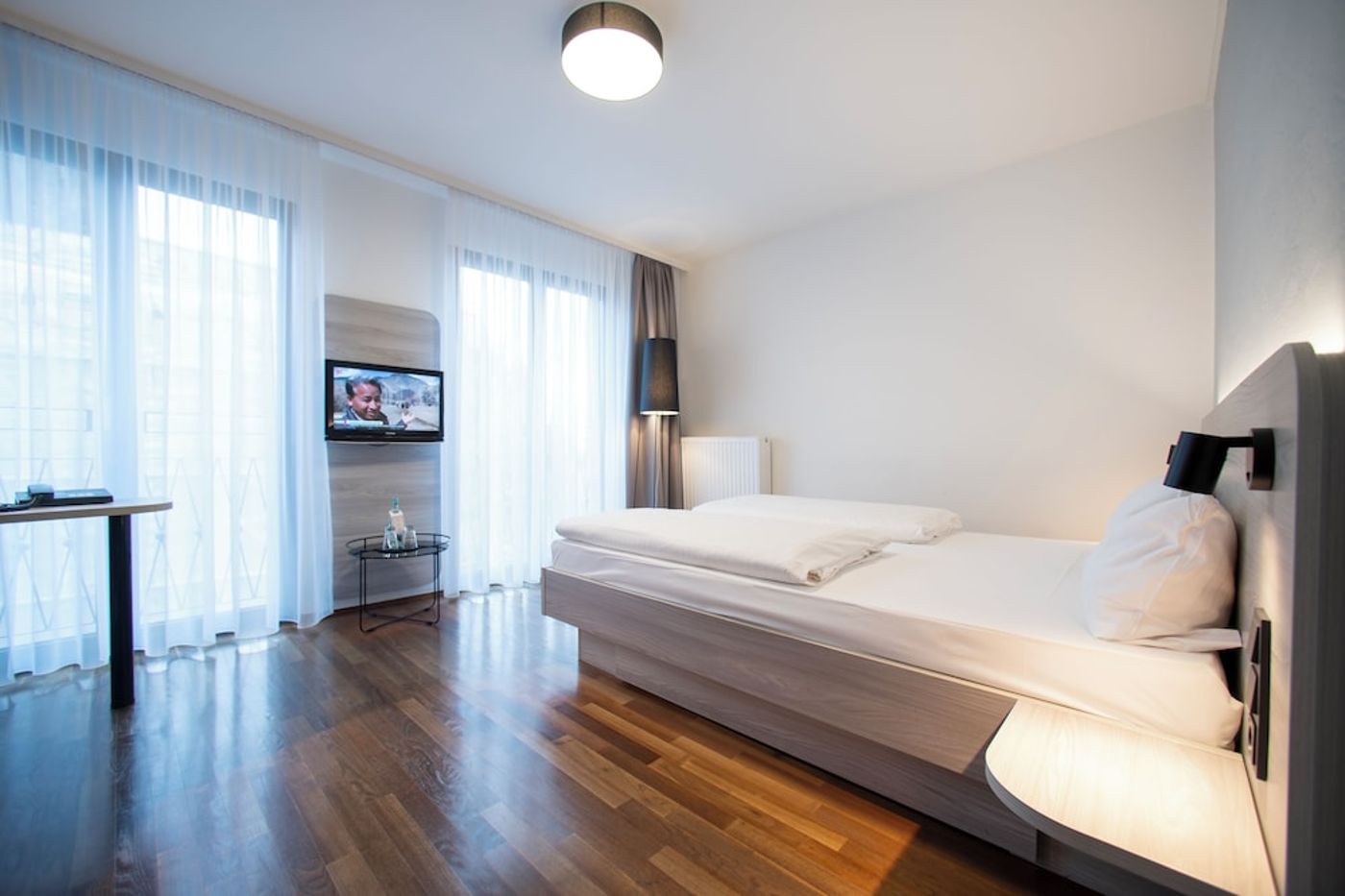 expedia-3159466-9