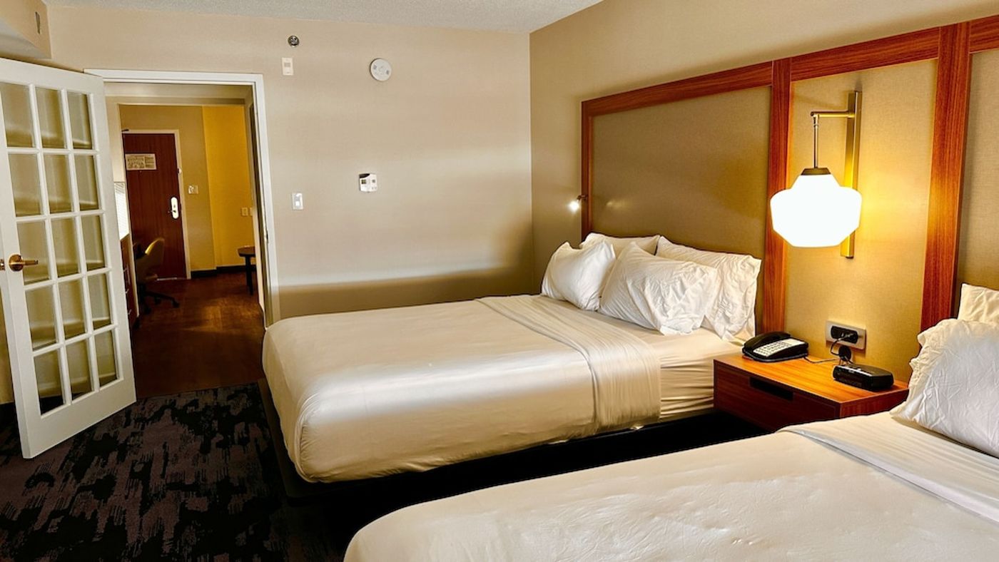 expedia-3163877-27