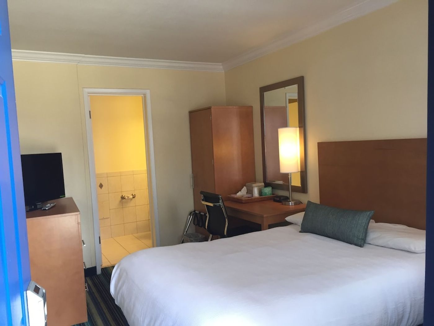 expedia-3161573-8
