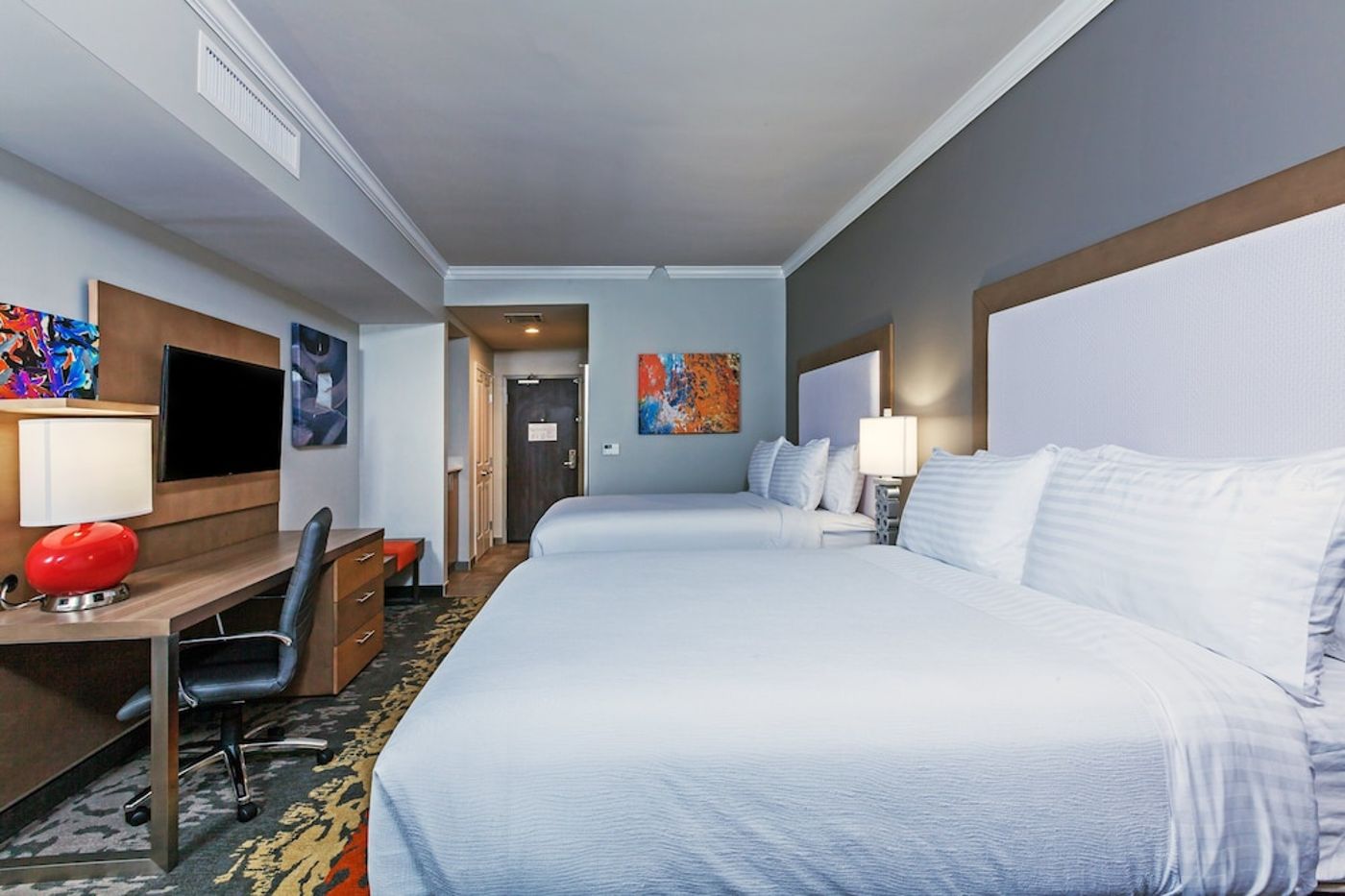 expedia-3158496-18