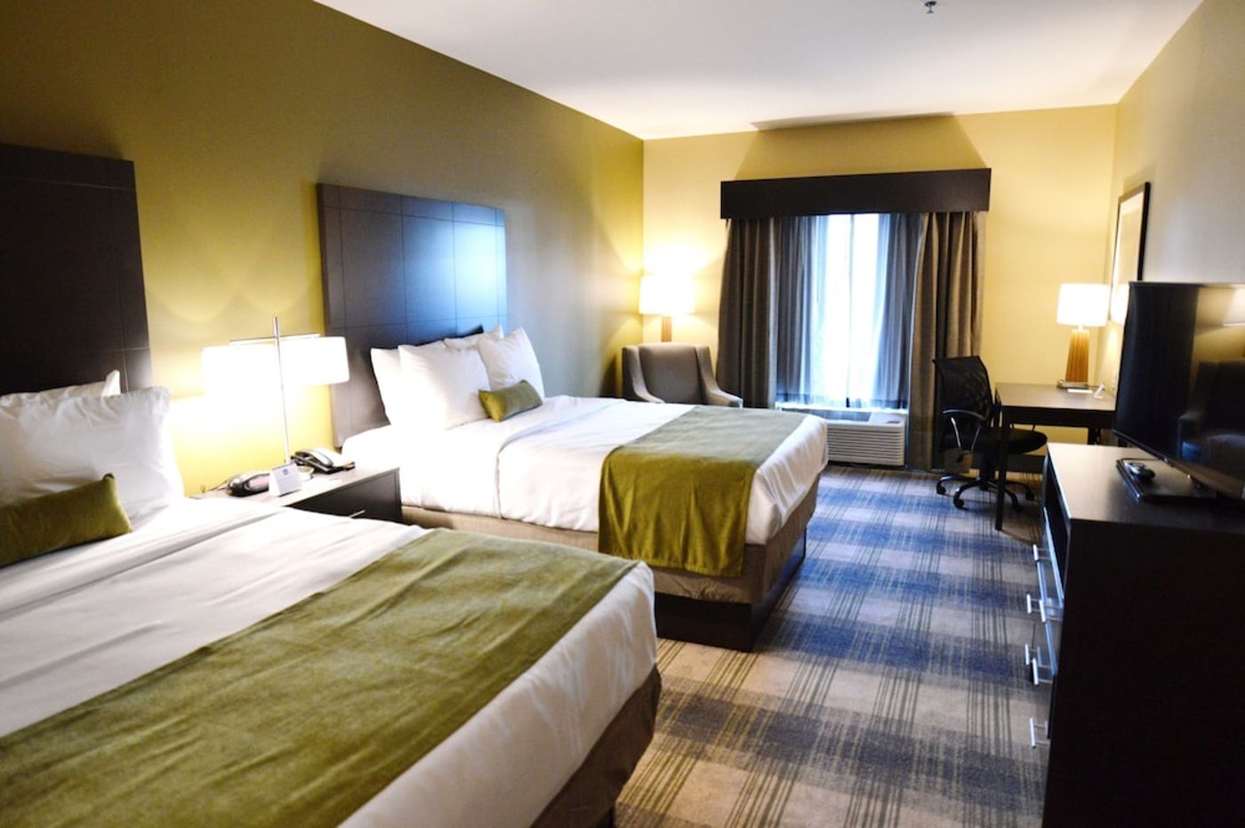 expedia-3165971-15