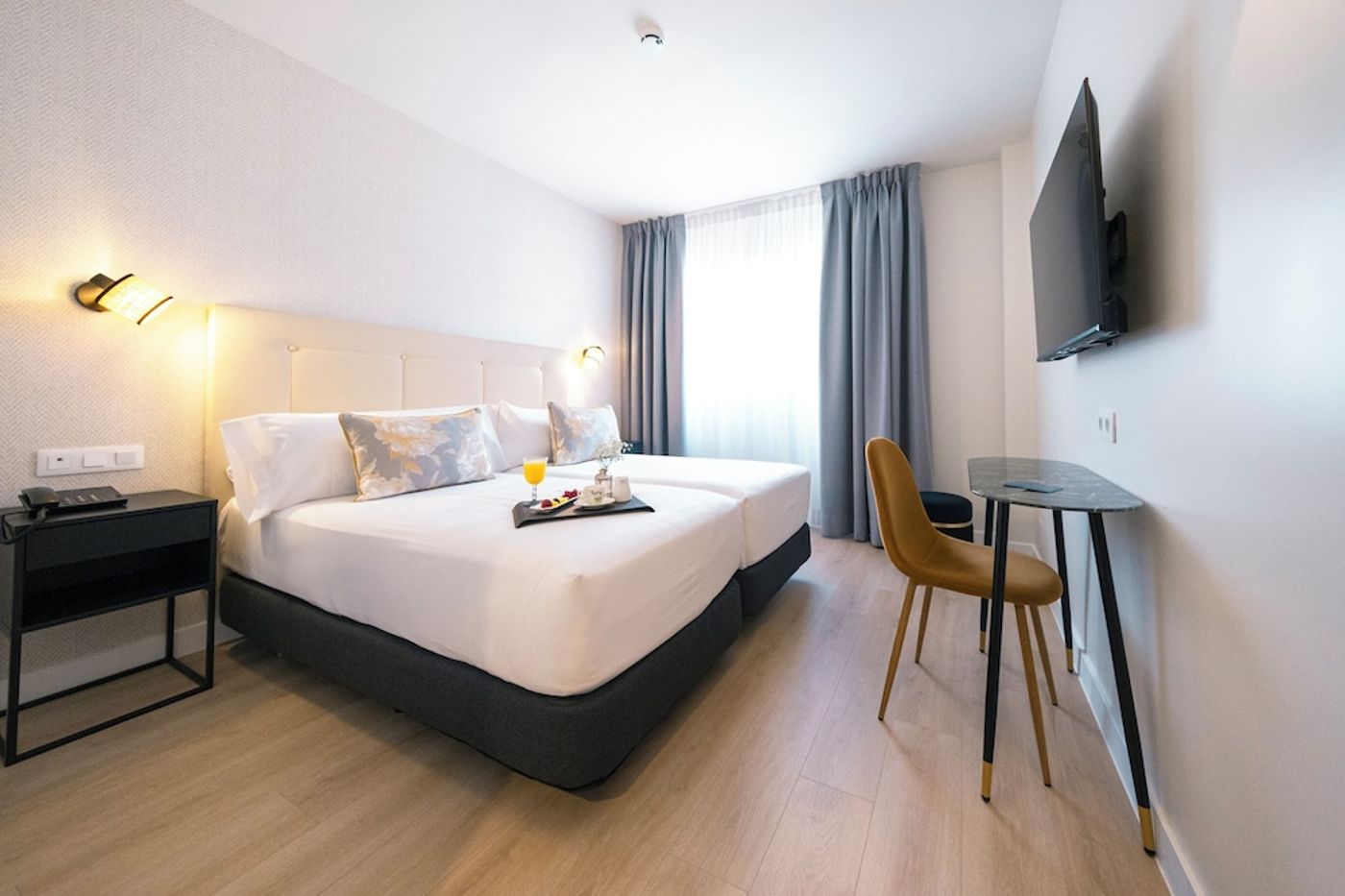 expedia-3166012-13