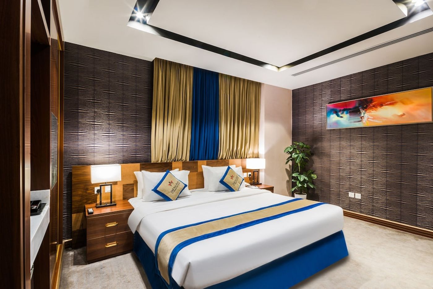 expedia-3161124-10