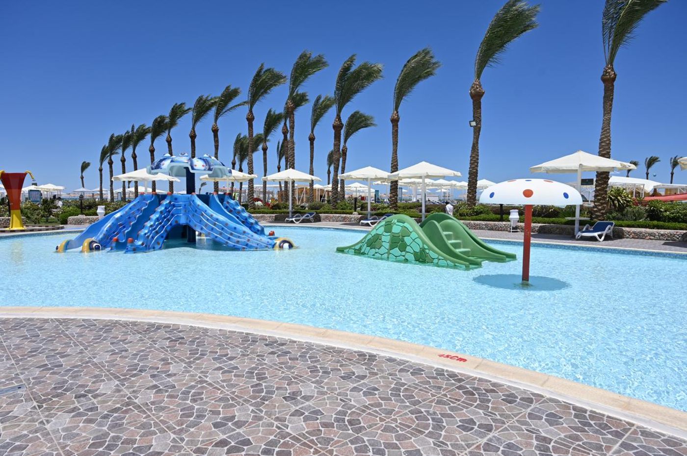 Serano Aqua Park Resort 18.09