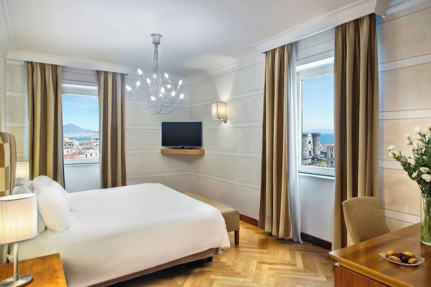 expedia-3165530-29