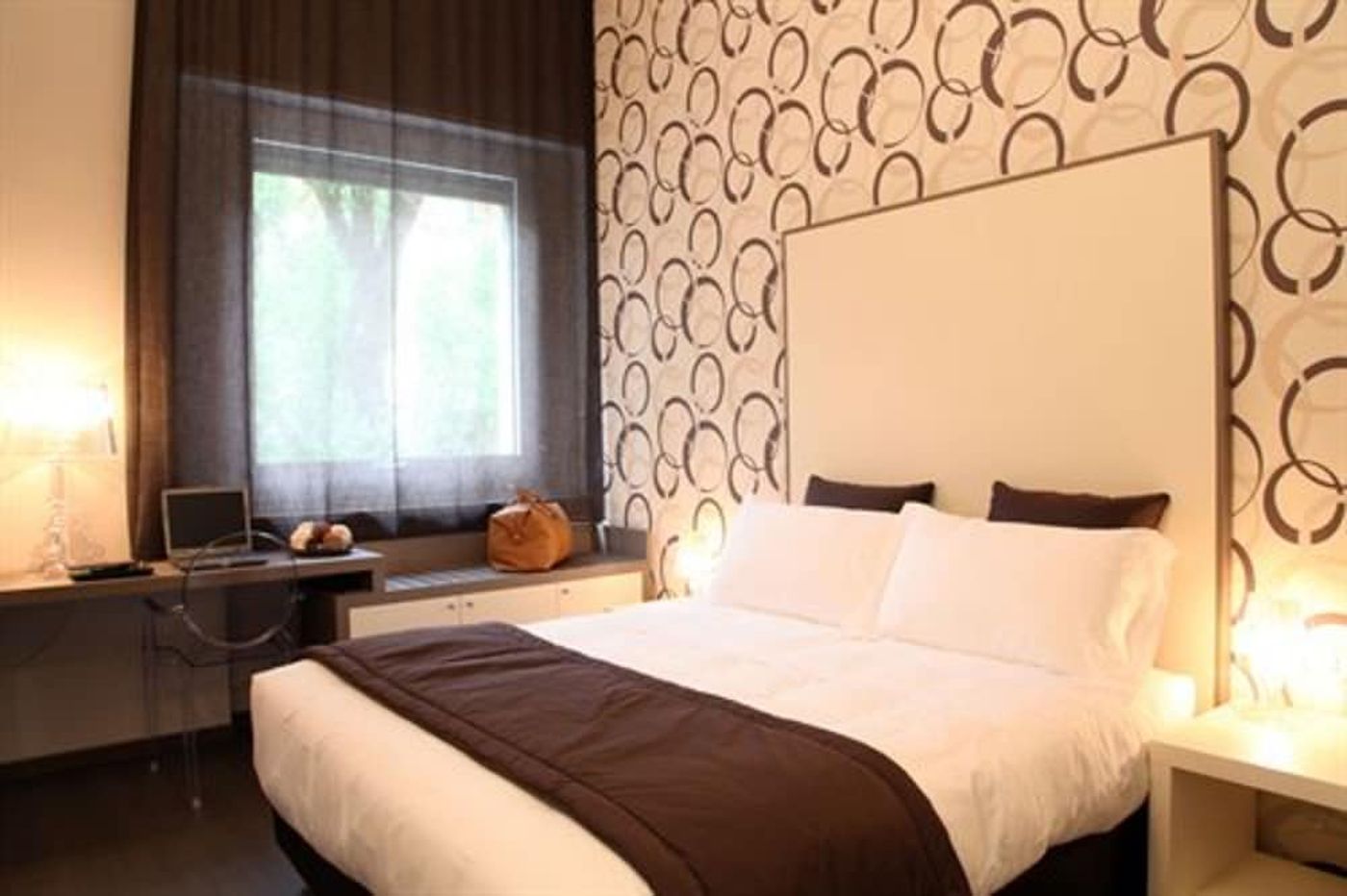 expedia-3159908-10