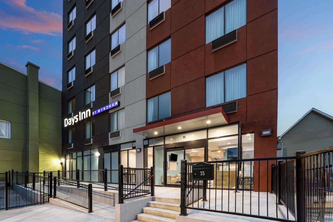 expedia-3162494-1