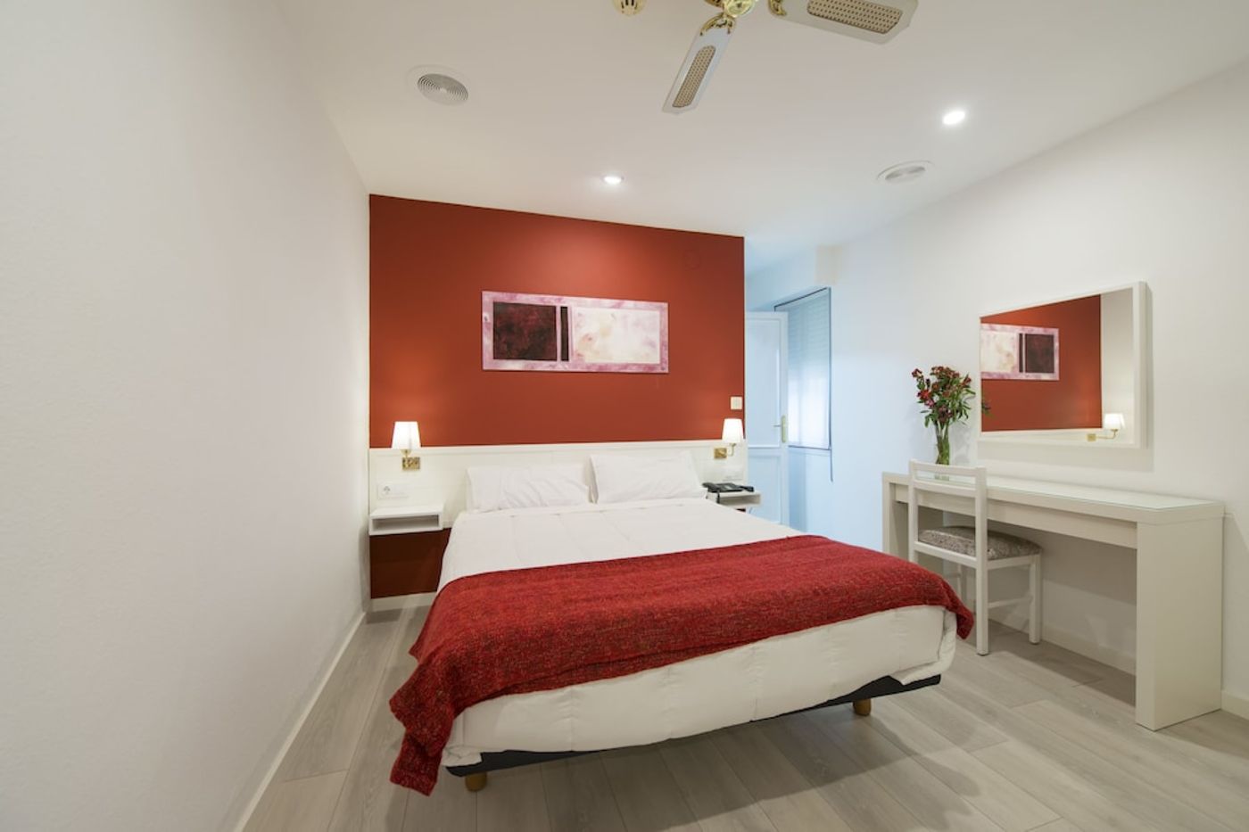 expedia-3162286-13