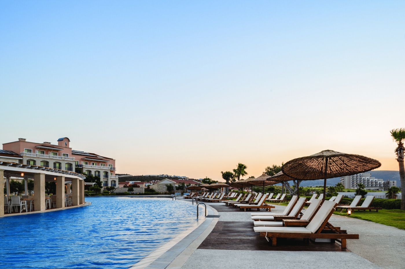 Dolce by Wyndham Cesme Alacati - Pool - 1592471.png
