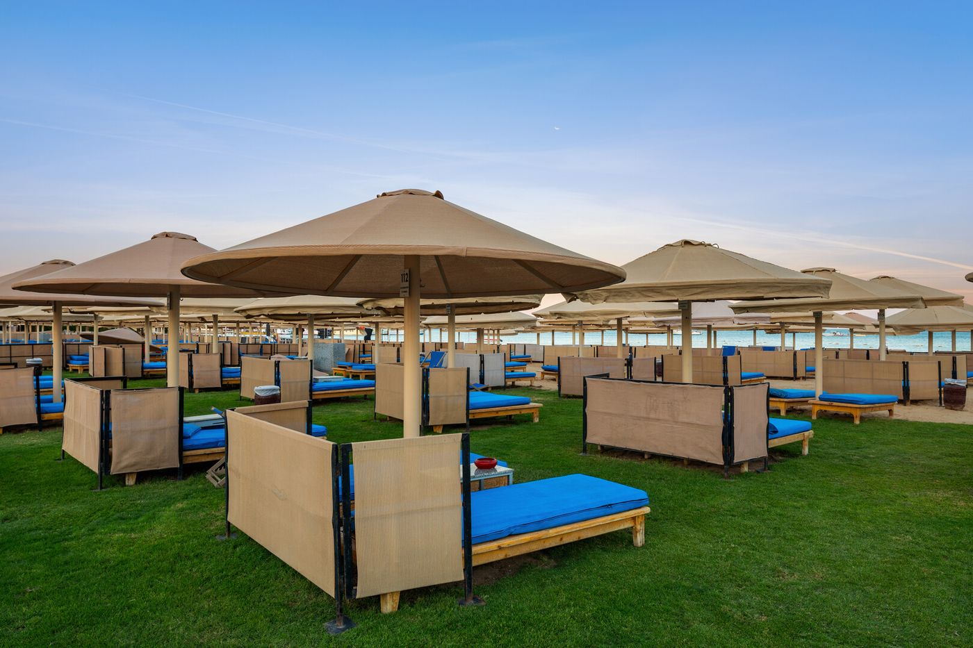 Pickalbatros White Beach 30.01