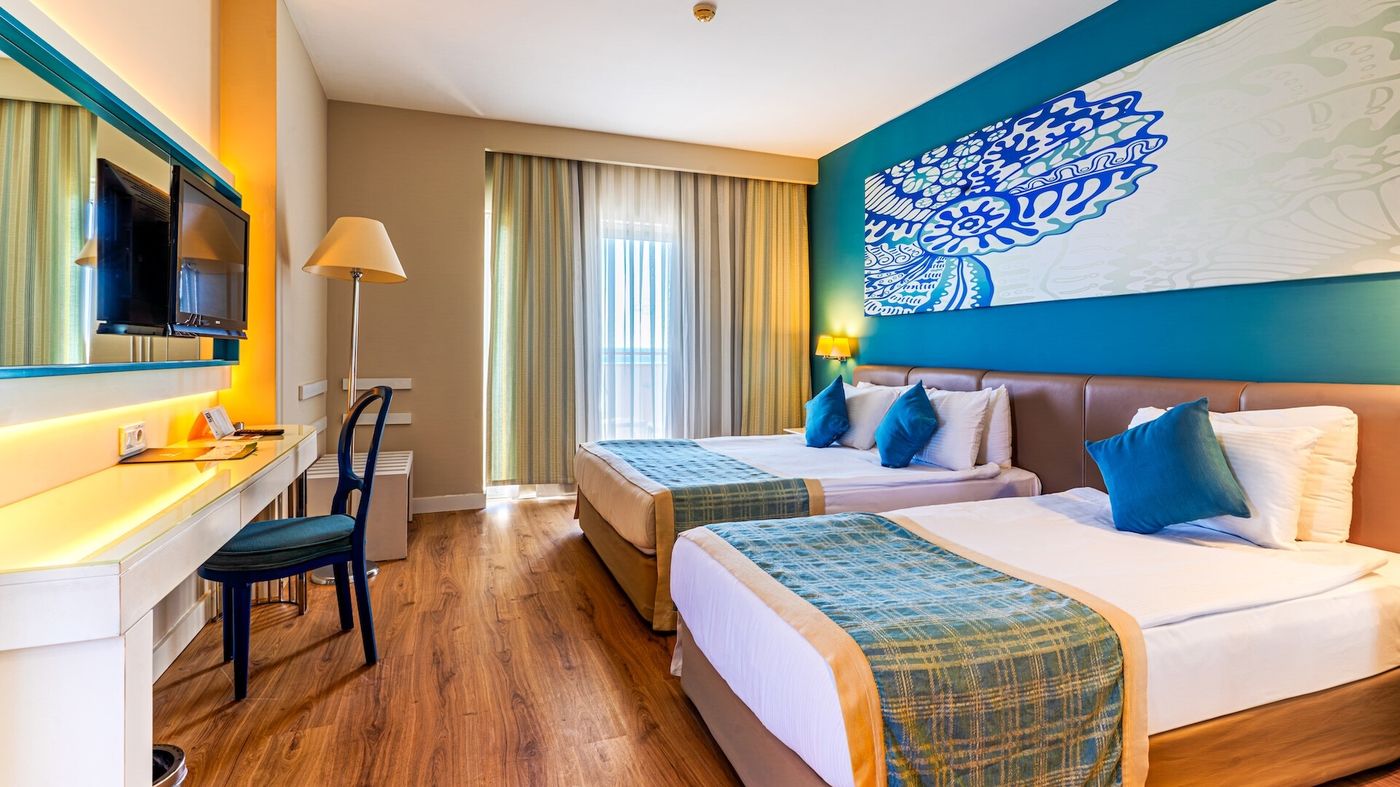 Seashell Resort & Spa