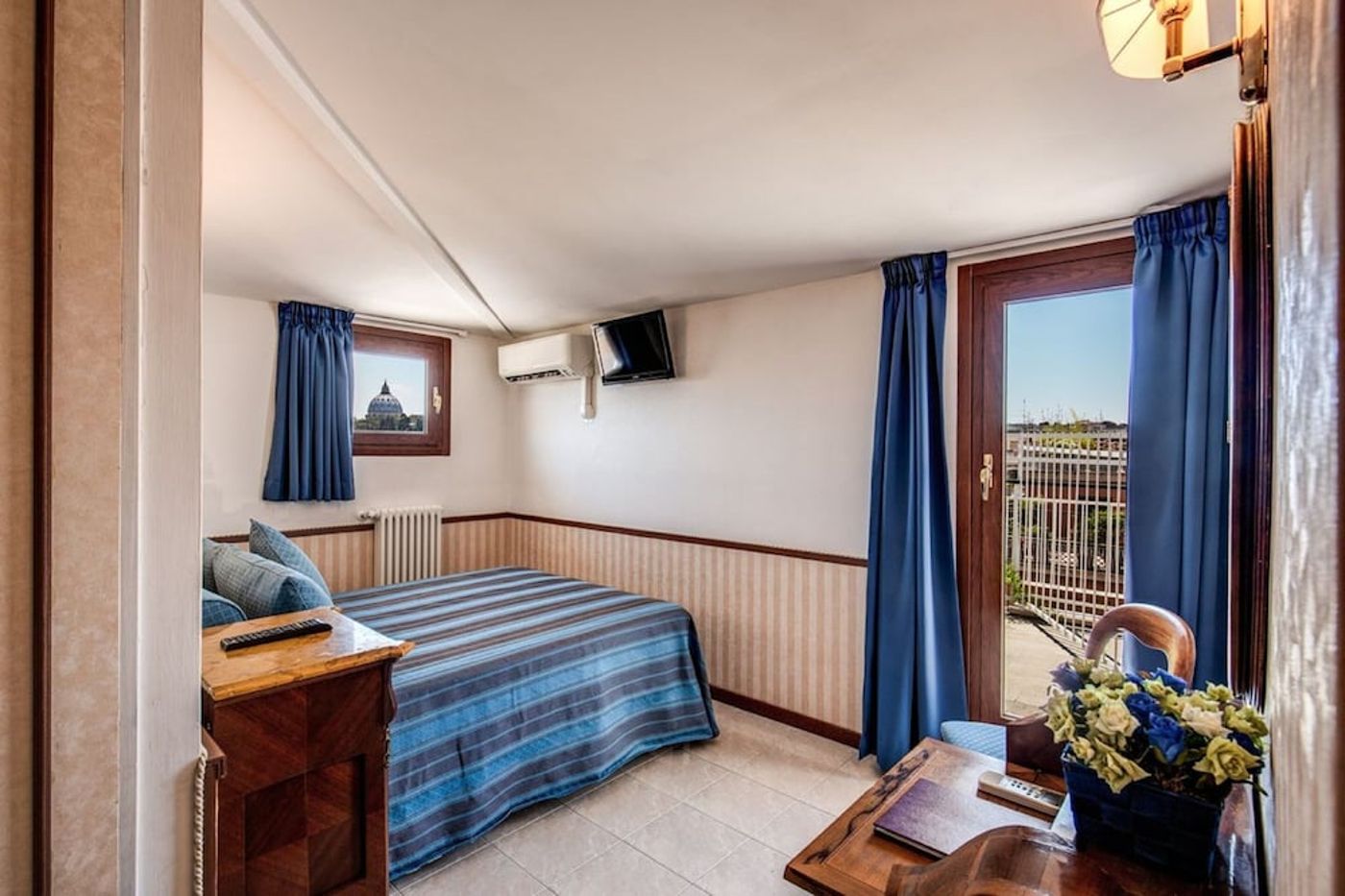 expedia-3163360-4