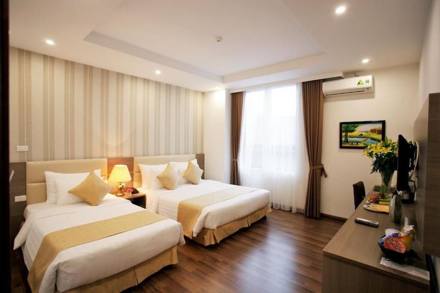 expedia-3163061-10
