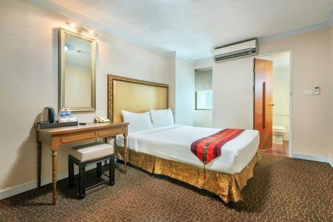 expedia-3164637-30