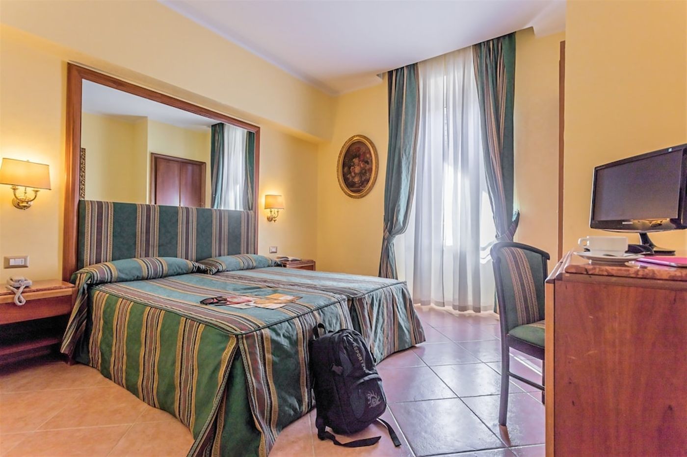 expedia-3163328-15