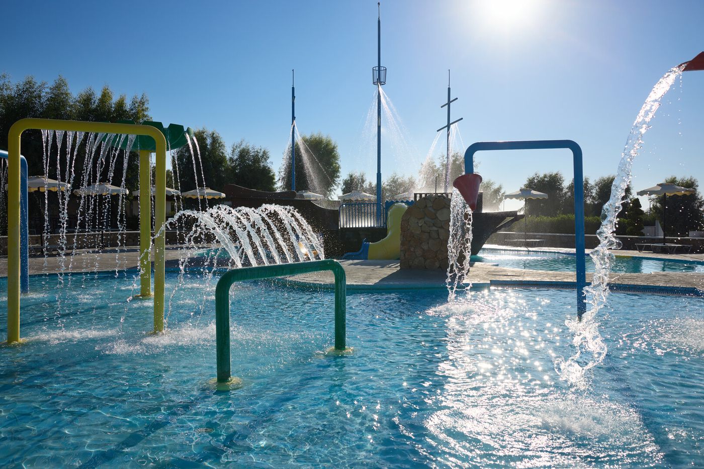 Kiotari Miraluna Beach Resort