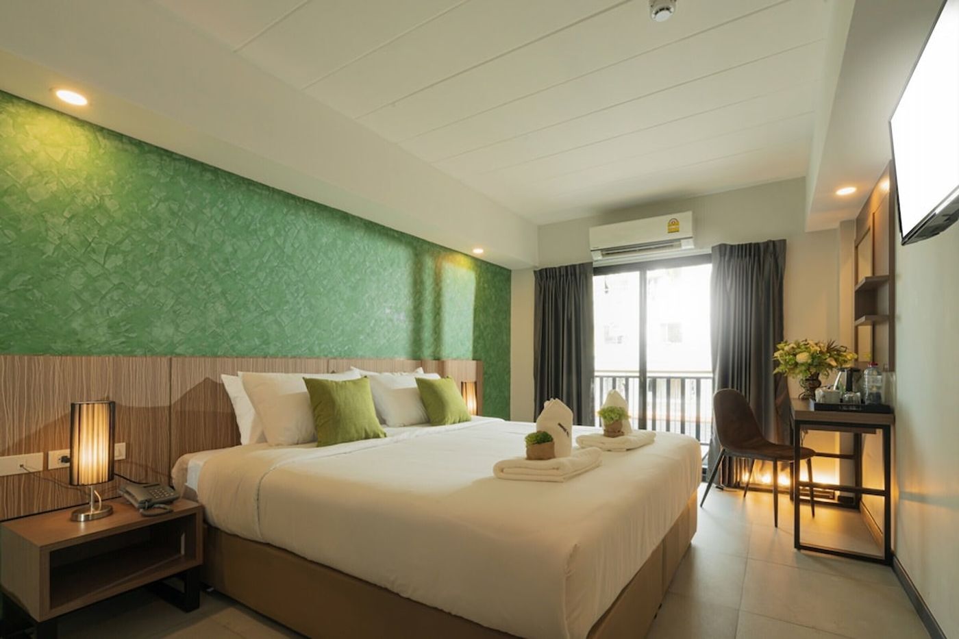 expedia-3159736-13