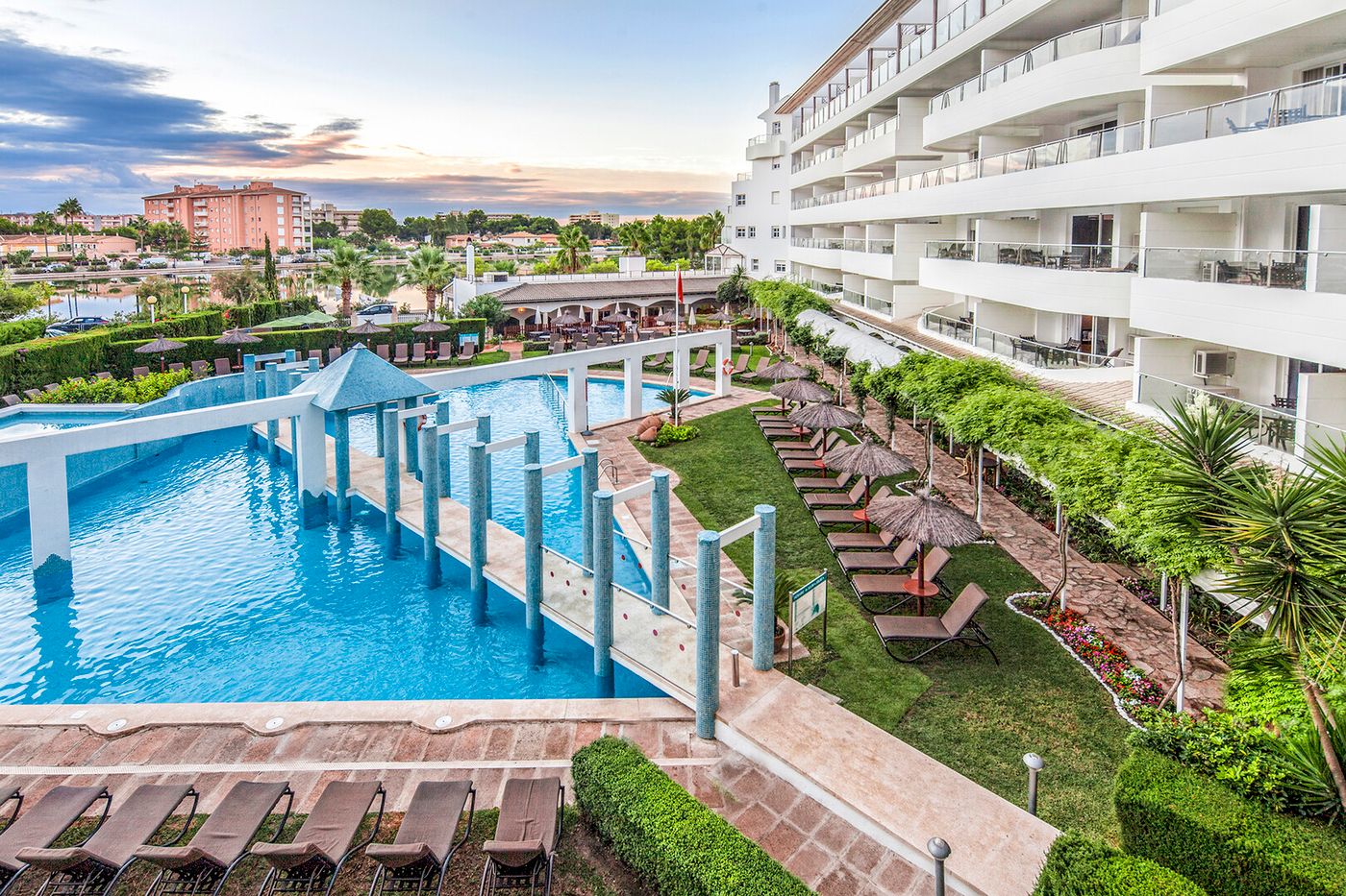 03.02.26 Ona Garden Lago