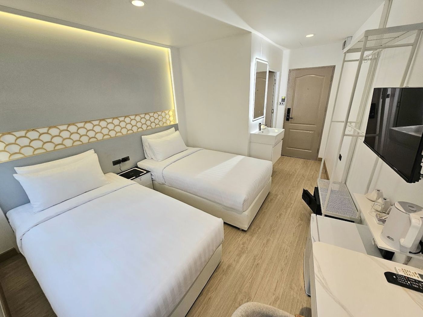 expedia-3162920-5